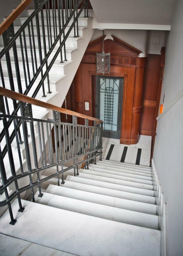Apartament Piano Warsaw Luaran gambar