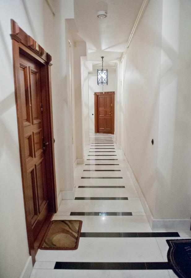 Apartament Piano Warsaw Luaran gambar